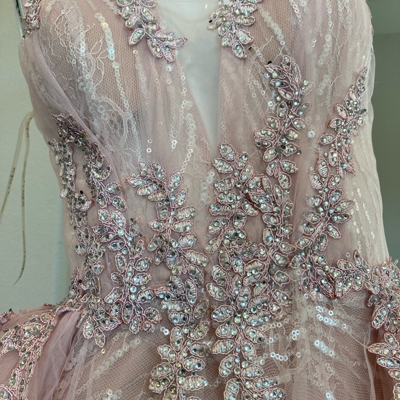 New tiered Princess gown/dress - Picture 4 of 11